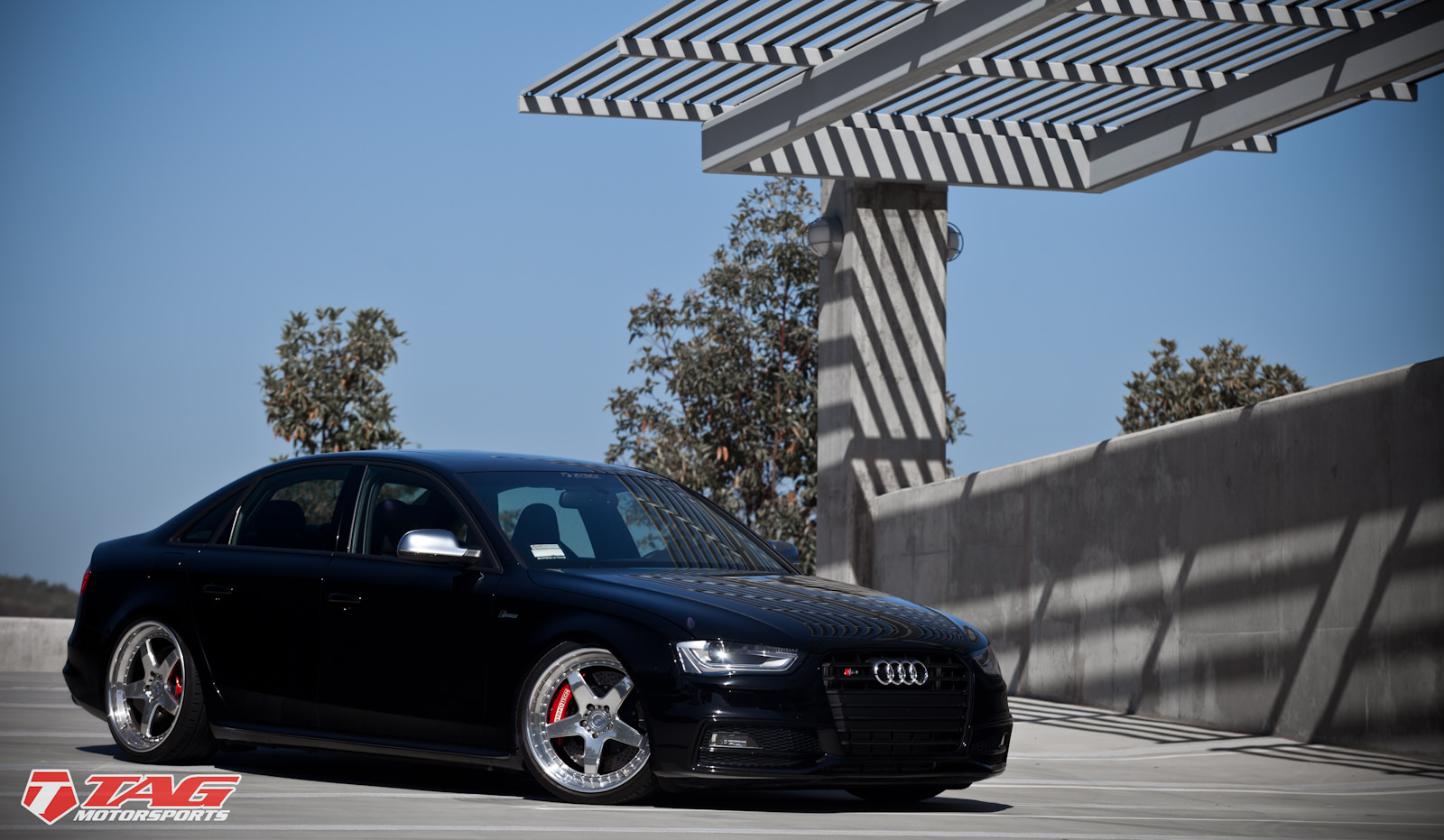 The Low and Fast // Audi S4 on 20” ADV5.1 TrakFunction + Accuair B8